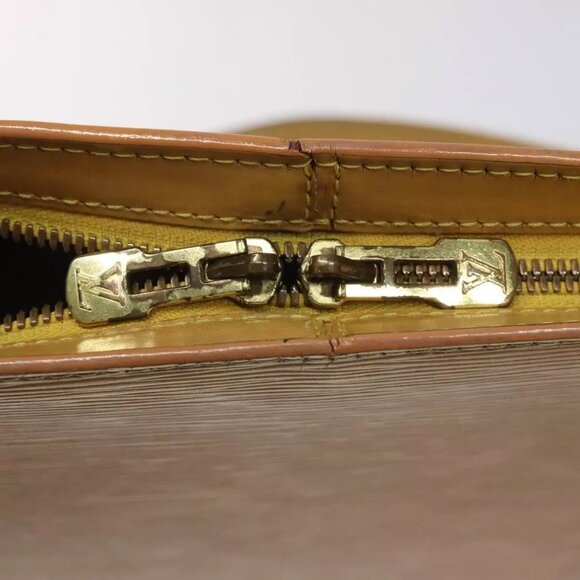 LOUIS VUITTON Epi Lussac Shoulder Bag Yellow - Picture 13 of 16